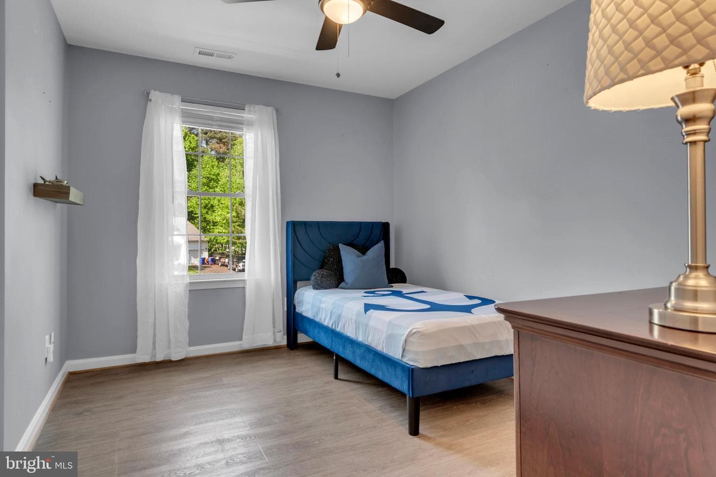 118 Stewart Lane photo 31