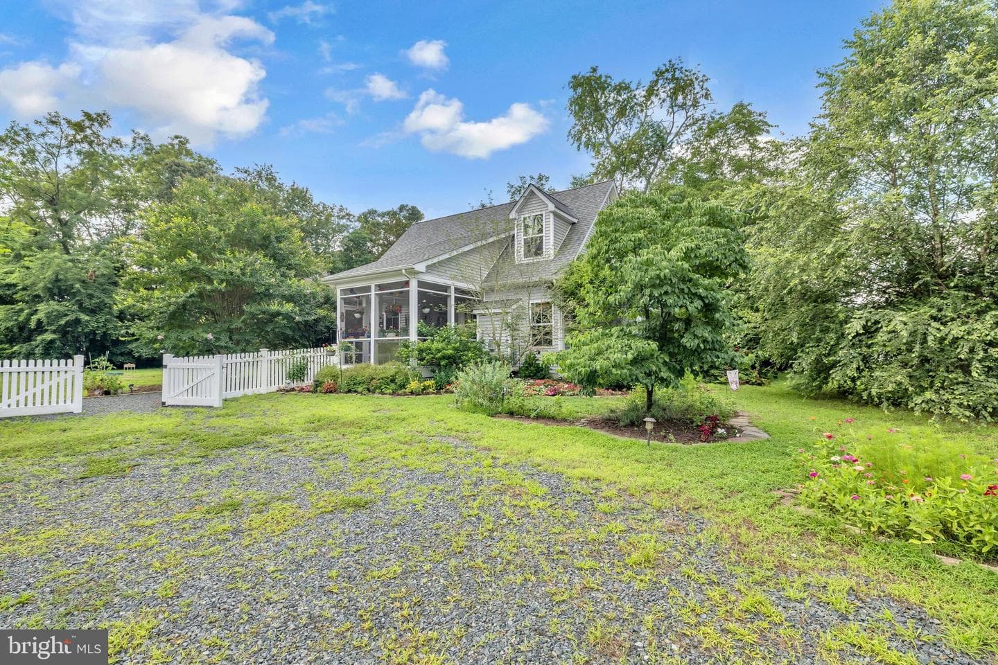 321 Front Street photo 46
