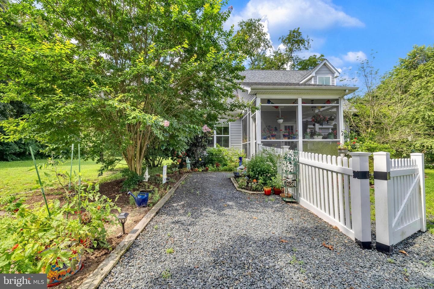 321 Front Street photo 49