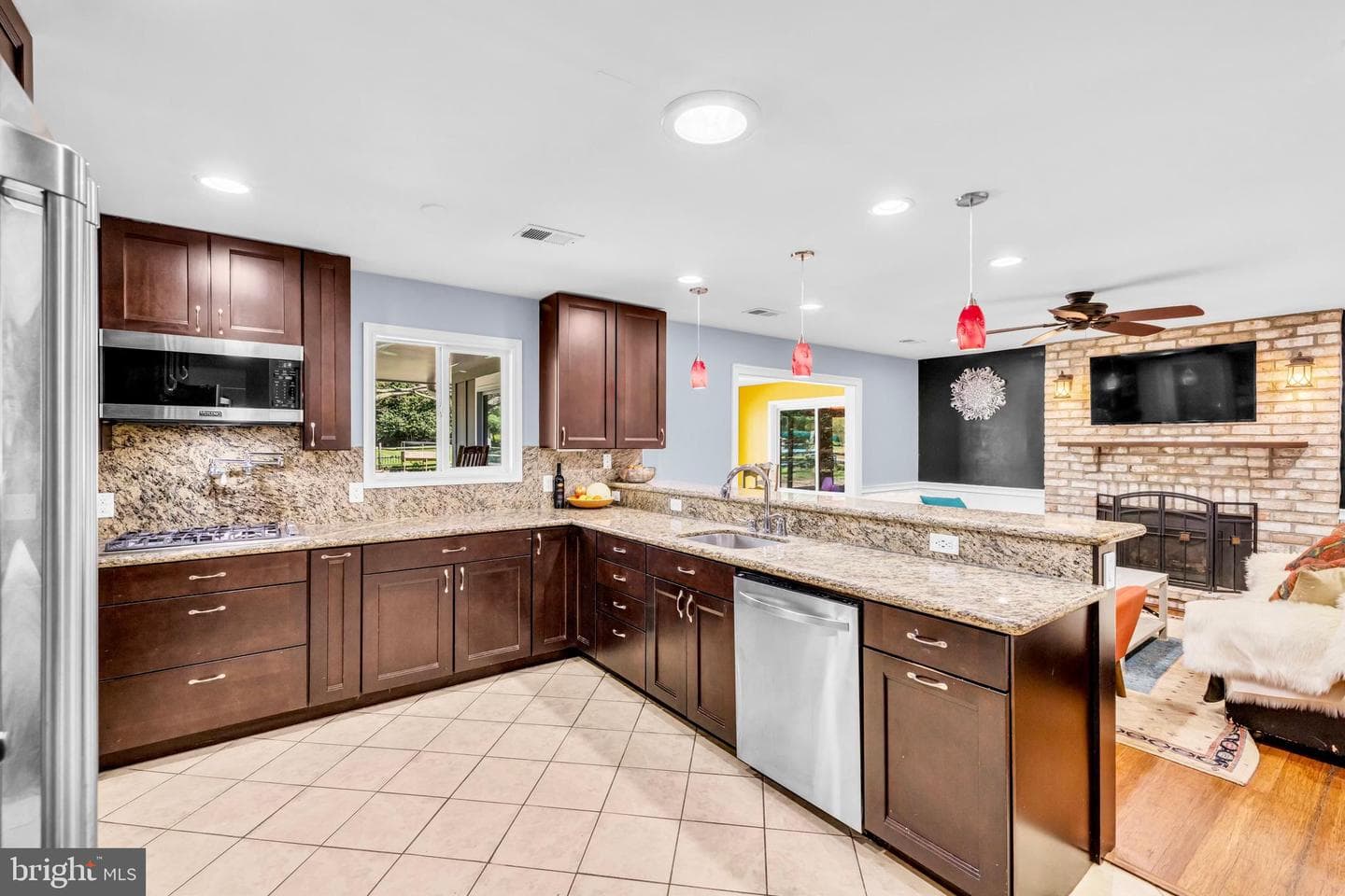 301 Penny Dr photo 19