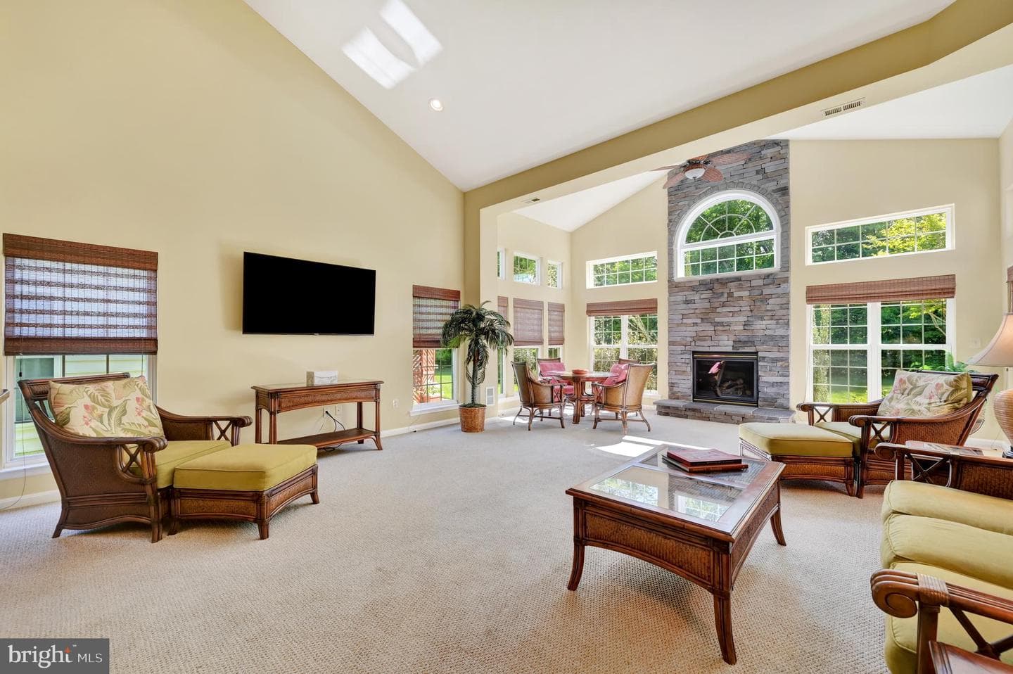 106 Encore Court photo 21