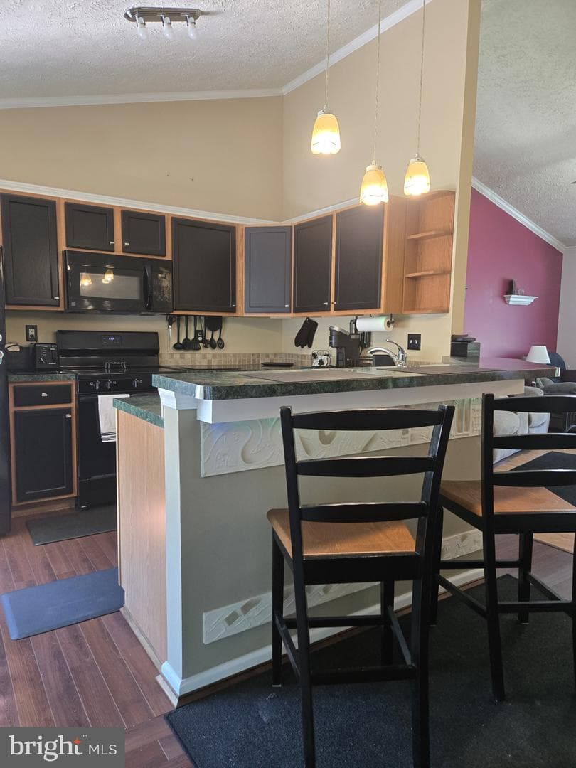 708 Dixon Drive photo 9