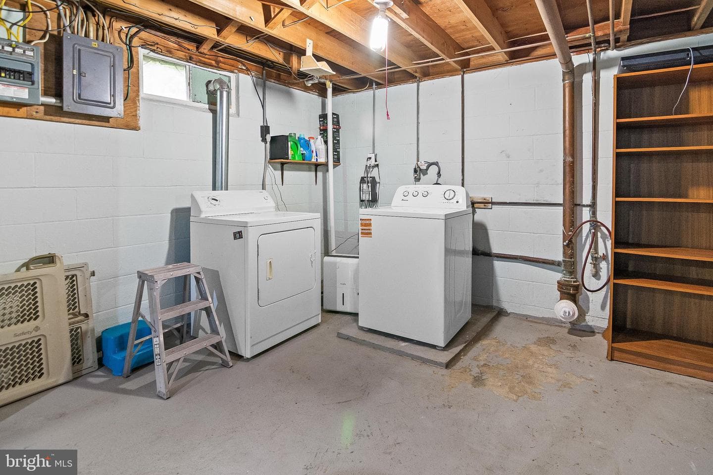 313 Oak Street photo 29