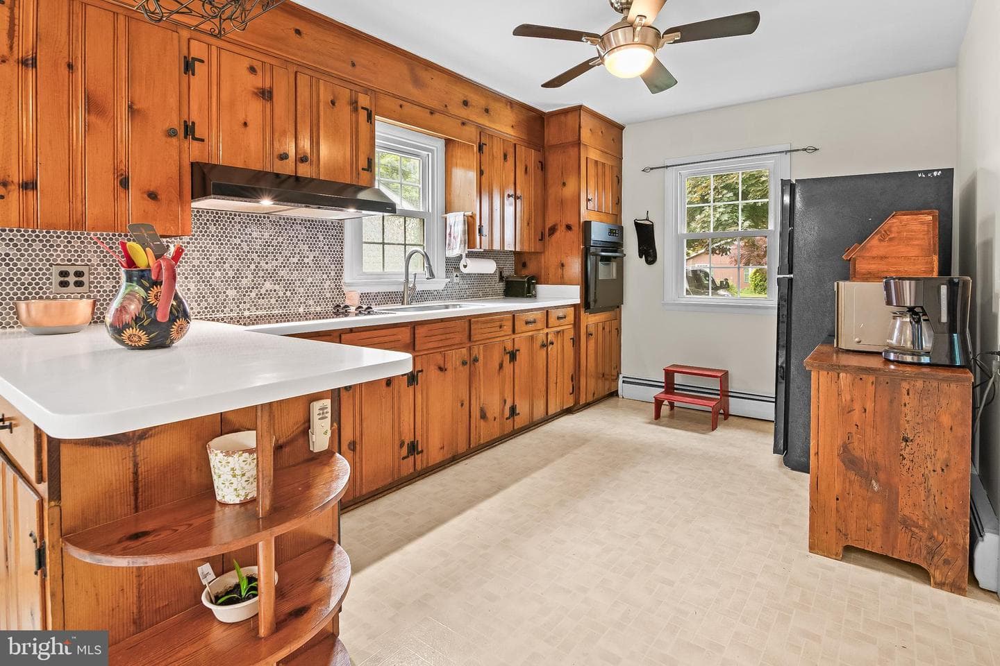 313 Oak Street photo 30