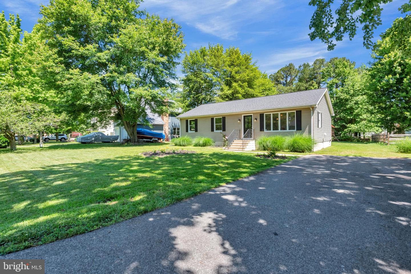 607 Kimberly Way photo 3