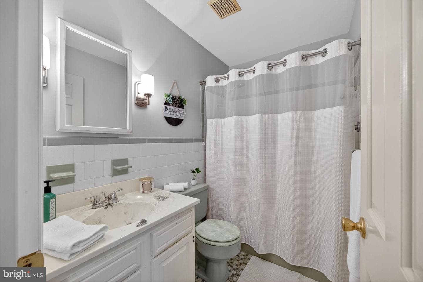 203 Drovers Way photo 45