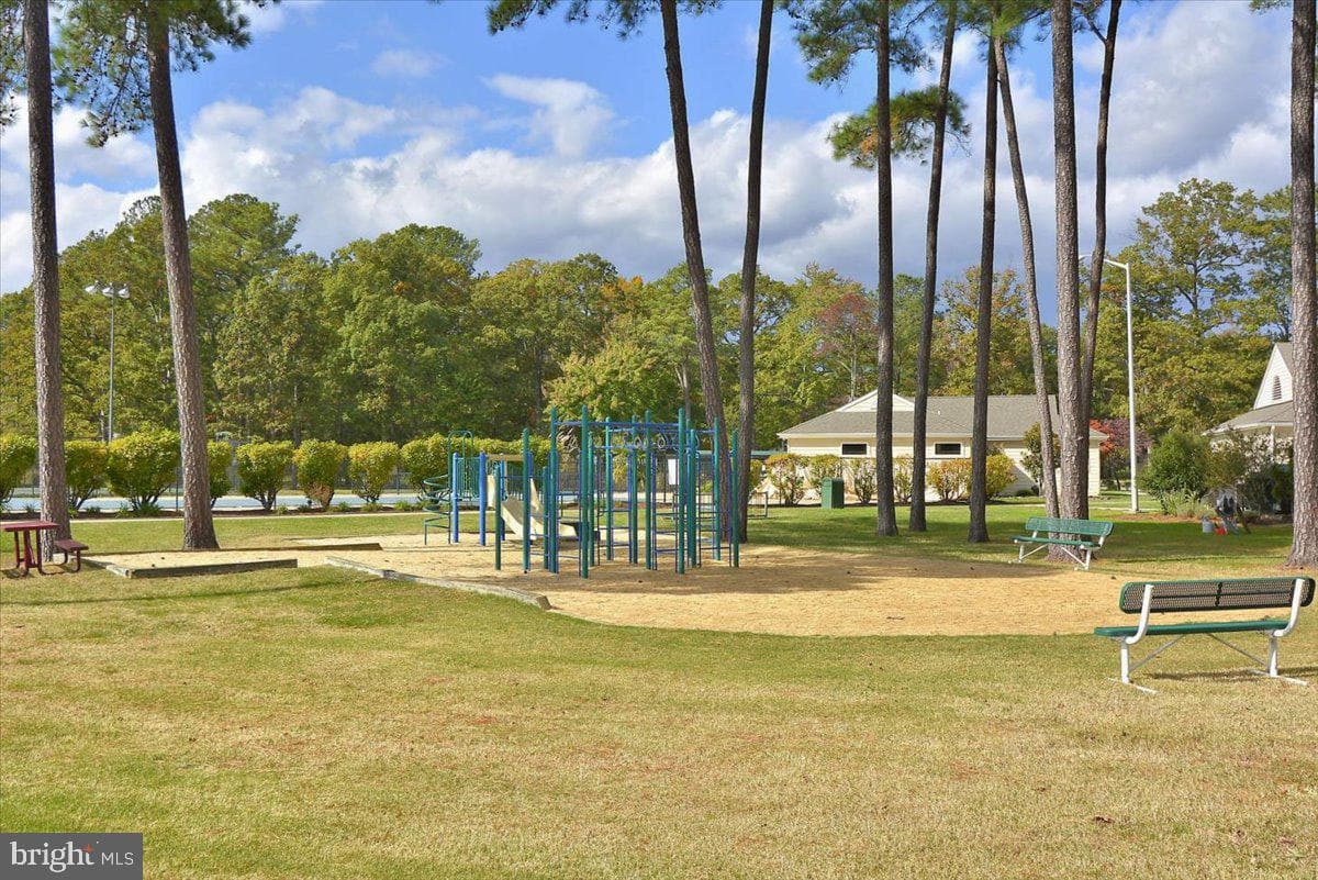 350 Prospect Bay Drive W photo 74