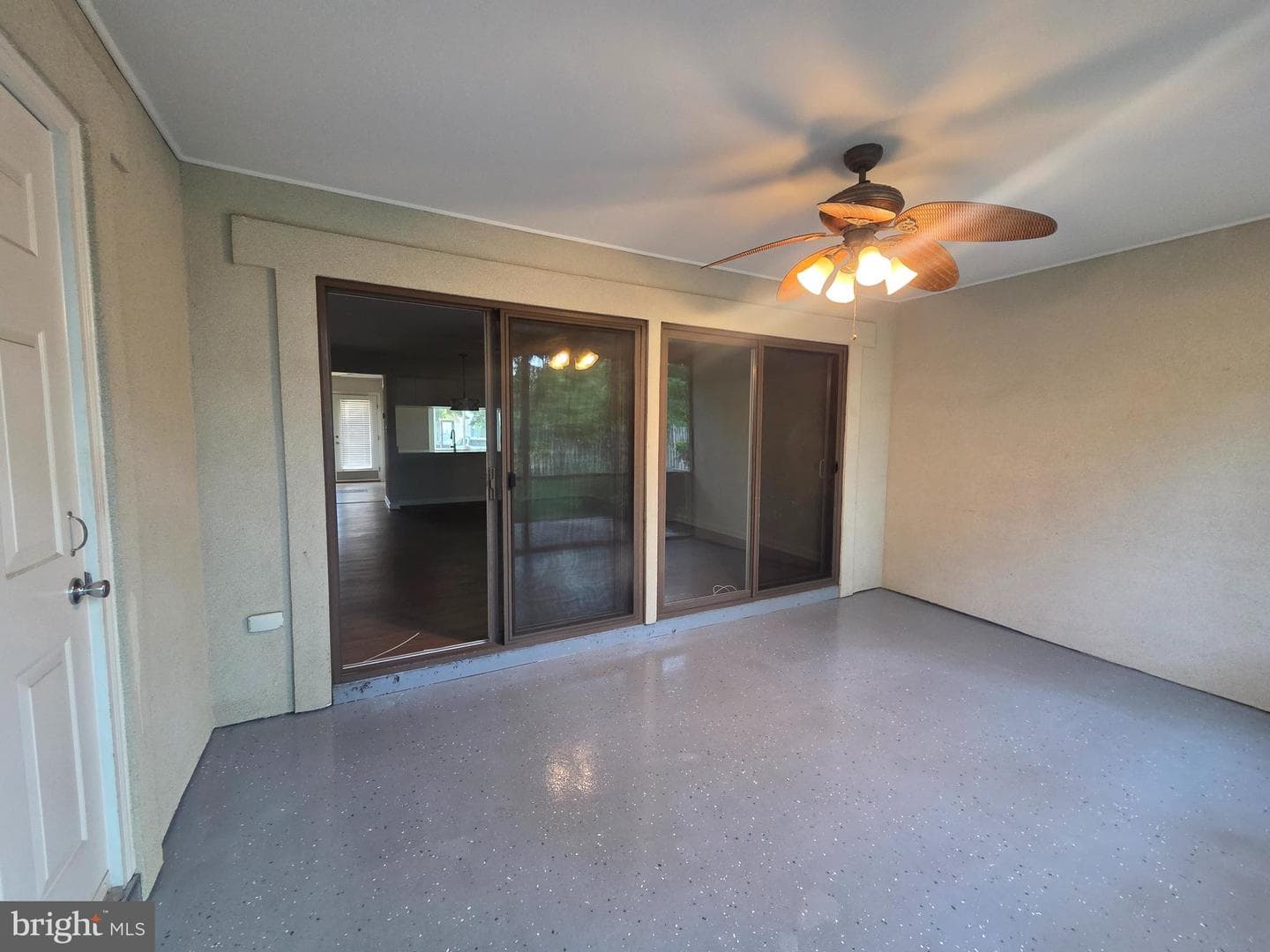 54 Queen Caroline Court photo 26