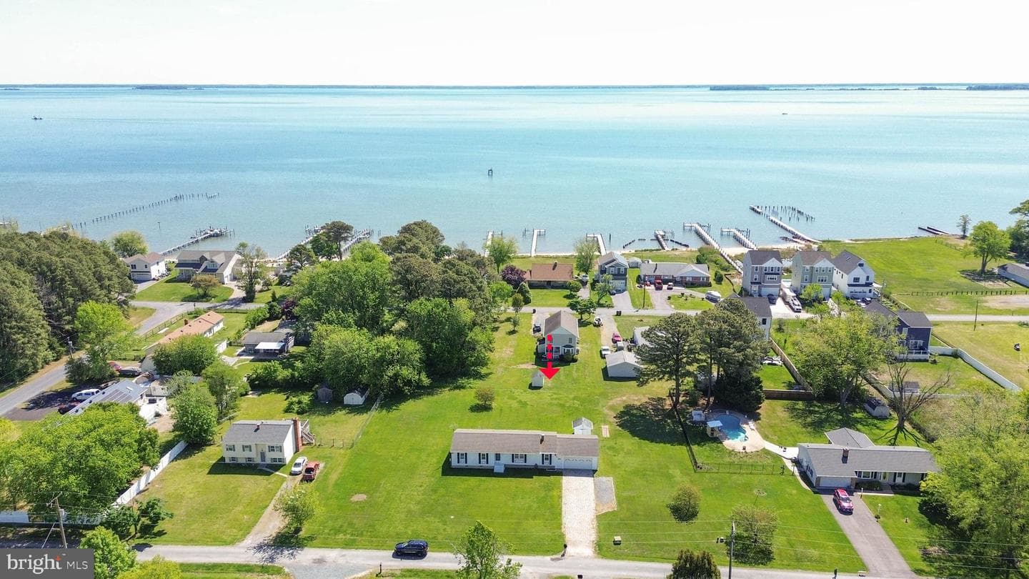 211 Long Point Road photo 2