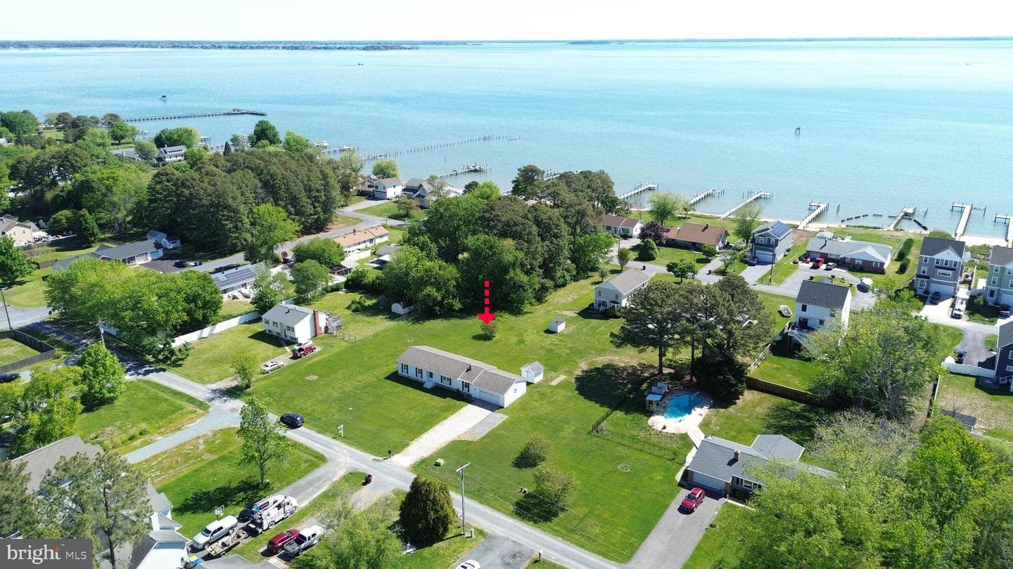 211 Long Point Road photo 3