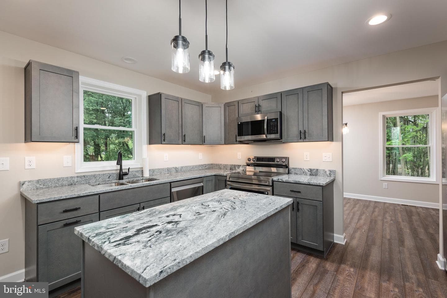 107 Chestnut Road photo 25