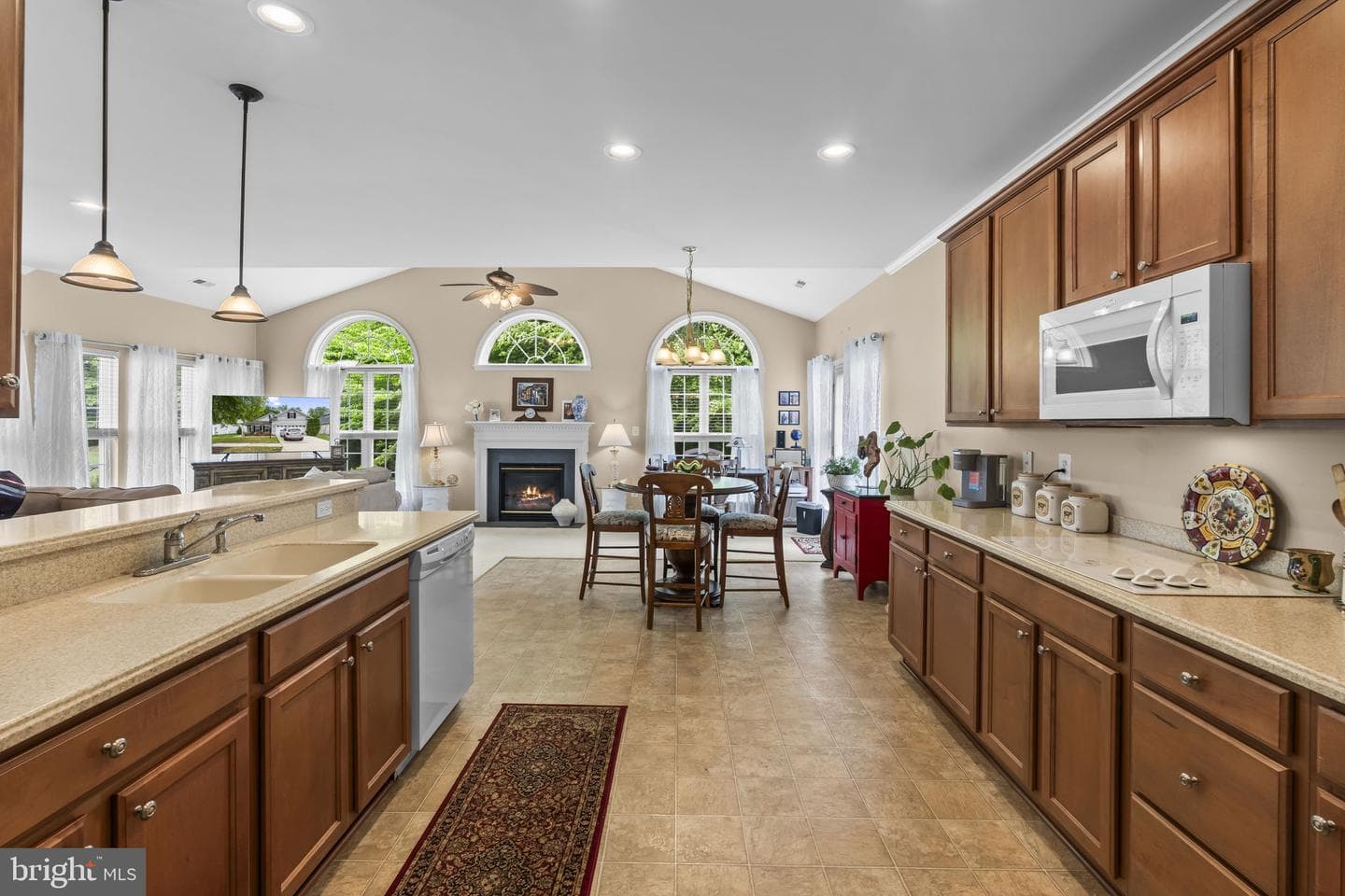 126 Encore Court photo 31
