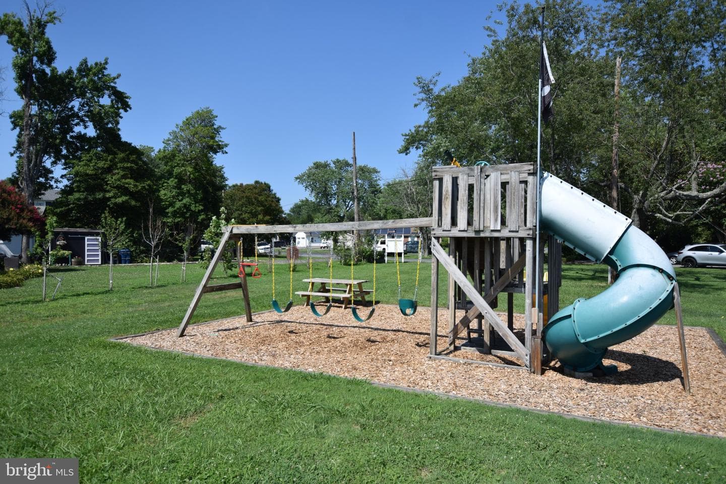 111 Chestnut Road photo 23
