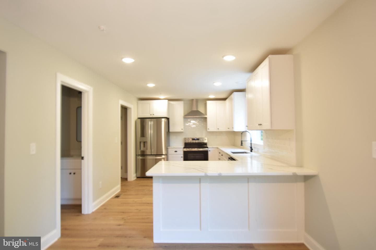 111 Chestnut Road photo 8