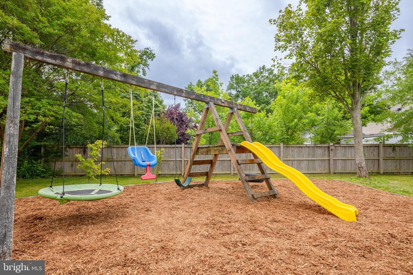 756 Kimberly Way photo 28