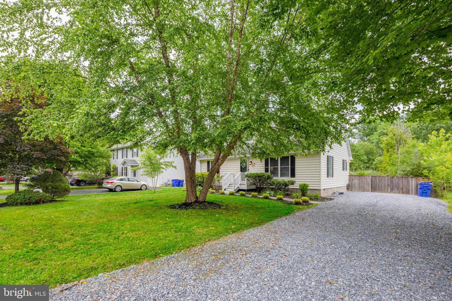 756 Kimberly Way photo 32