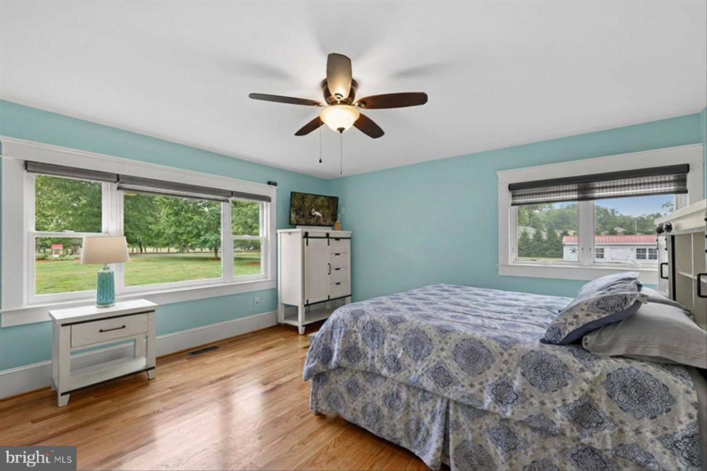 108 Maple Avenue photo 28