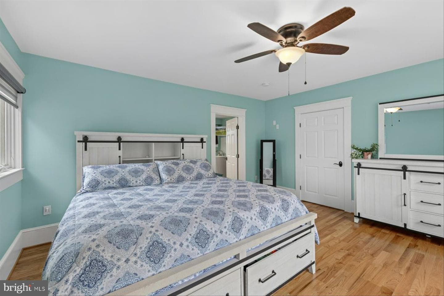 108 Maple Avenue photo 30