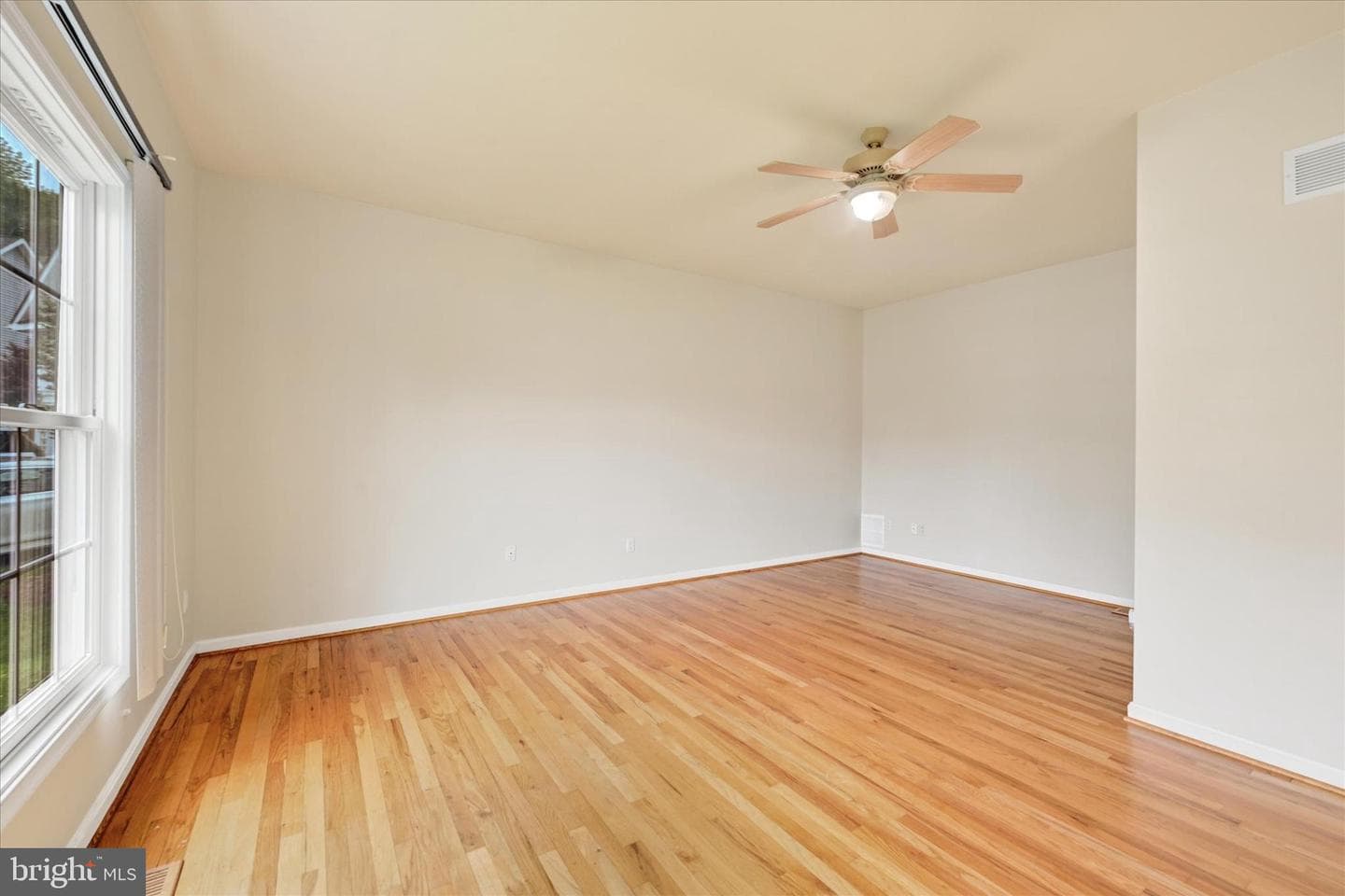 1024 Avalon Court photo 10