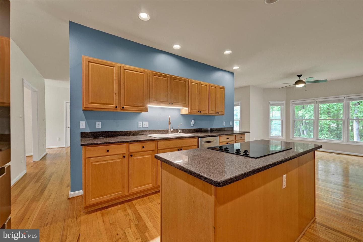 1024 Avalon Court photo 21