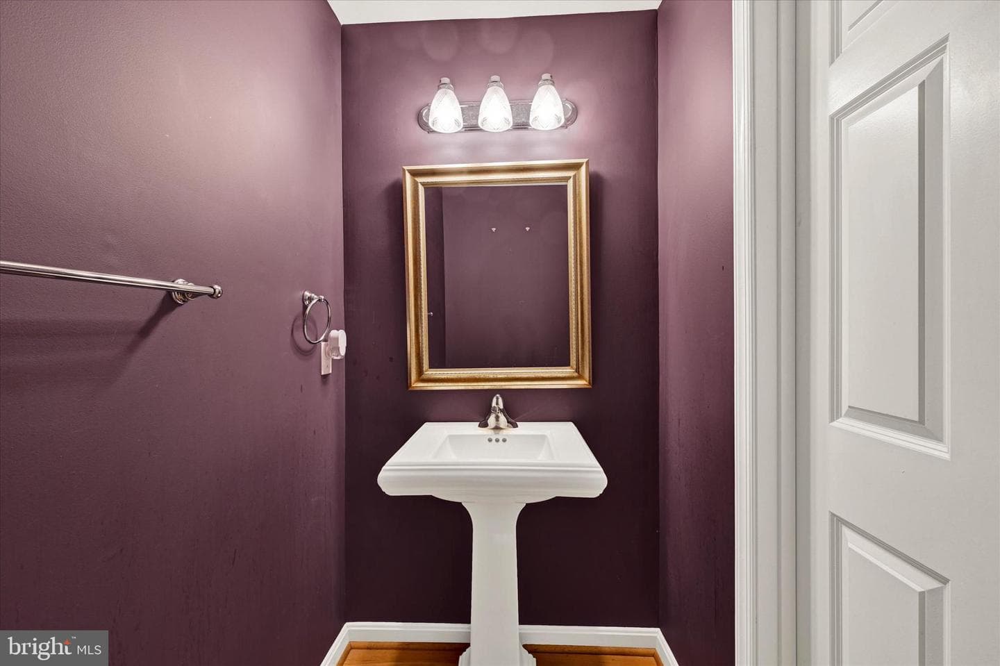 1024 Avalon Court photo 44