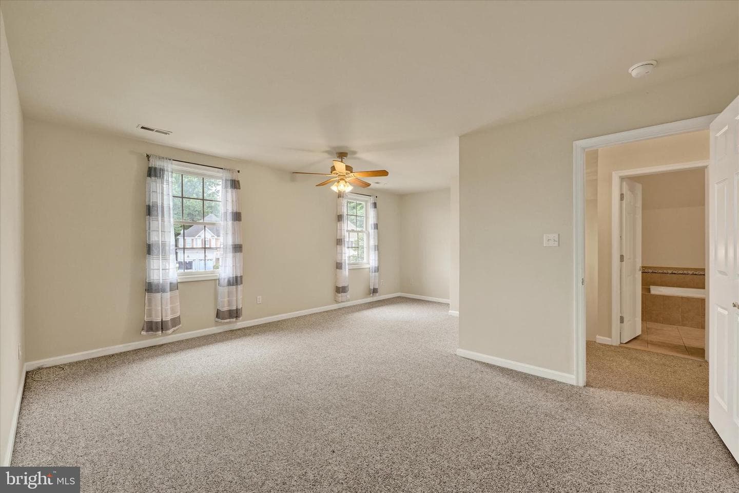1024 Avalon Court photo 51