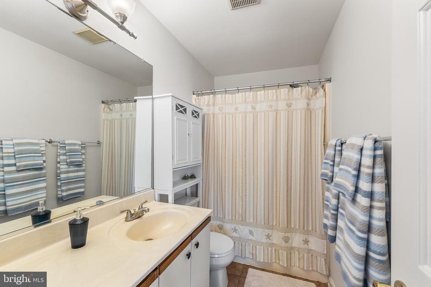 1102 Marion Quimby Drive photo 18