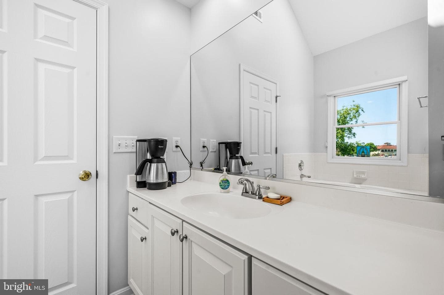 1012 Auckland Way photo 25