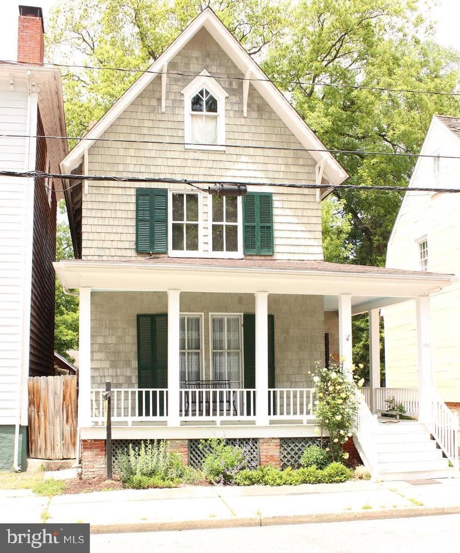 126 S Commerce Street, Centreville