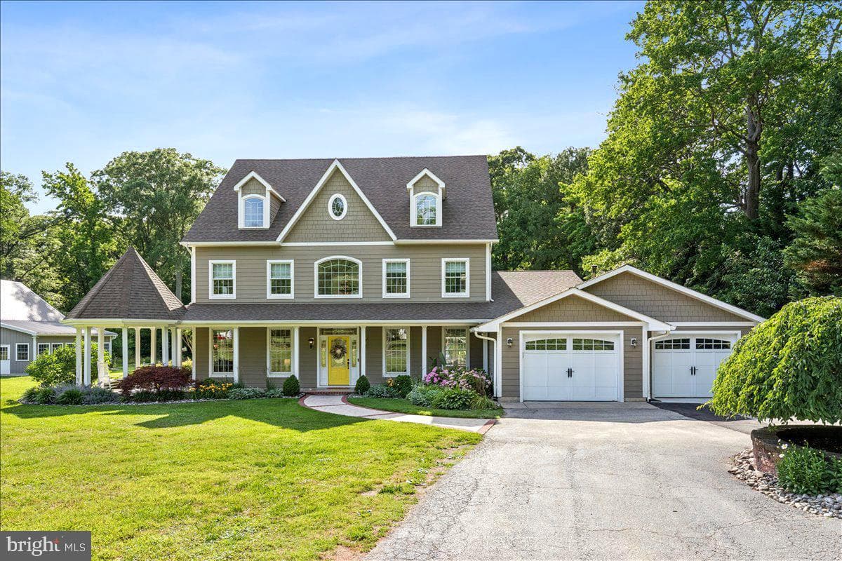 102 Little Neck Road, Stevensville