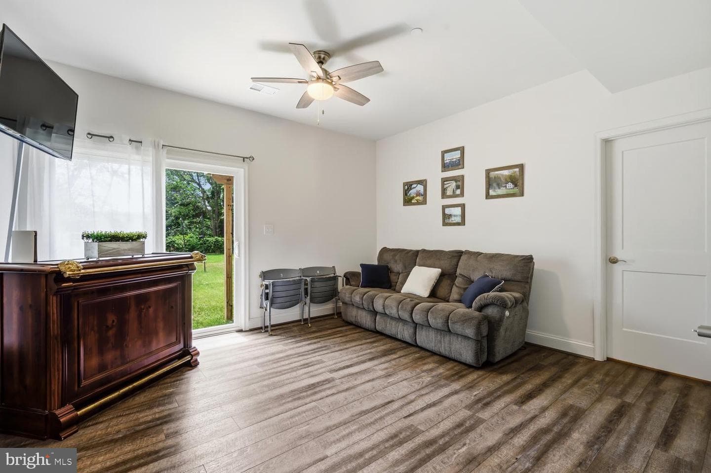 335 S Carolina Road photo 50