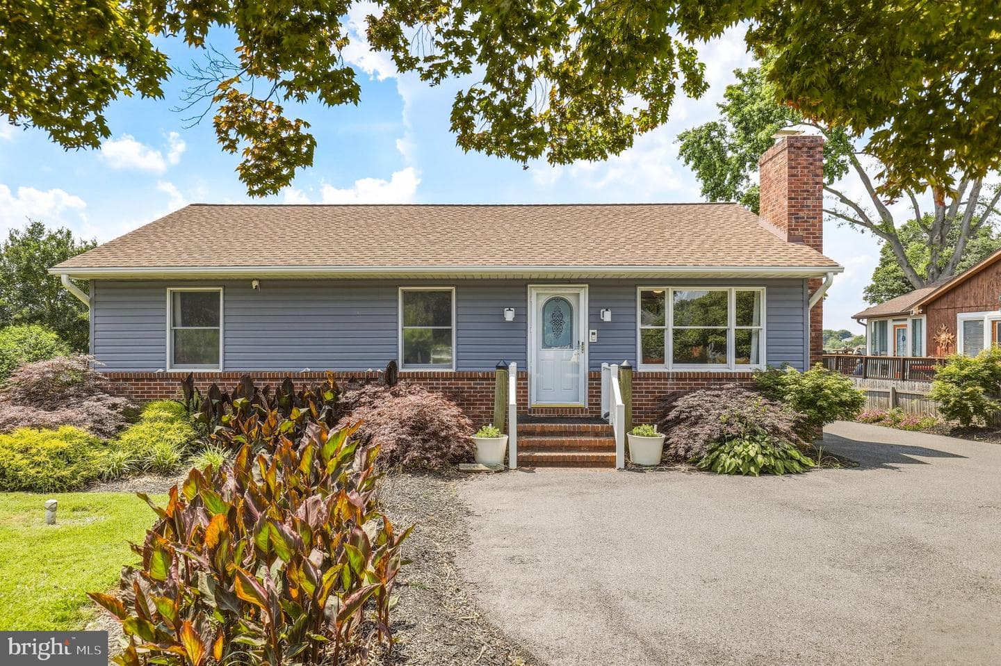 504 Victoria Drive photo 4