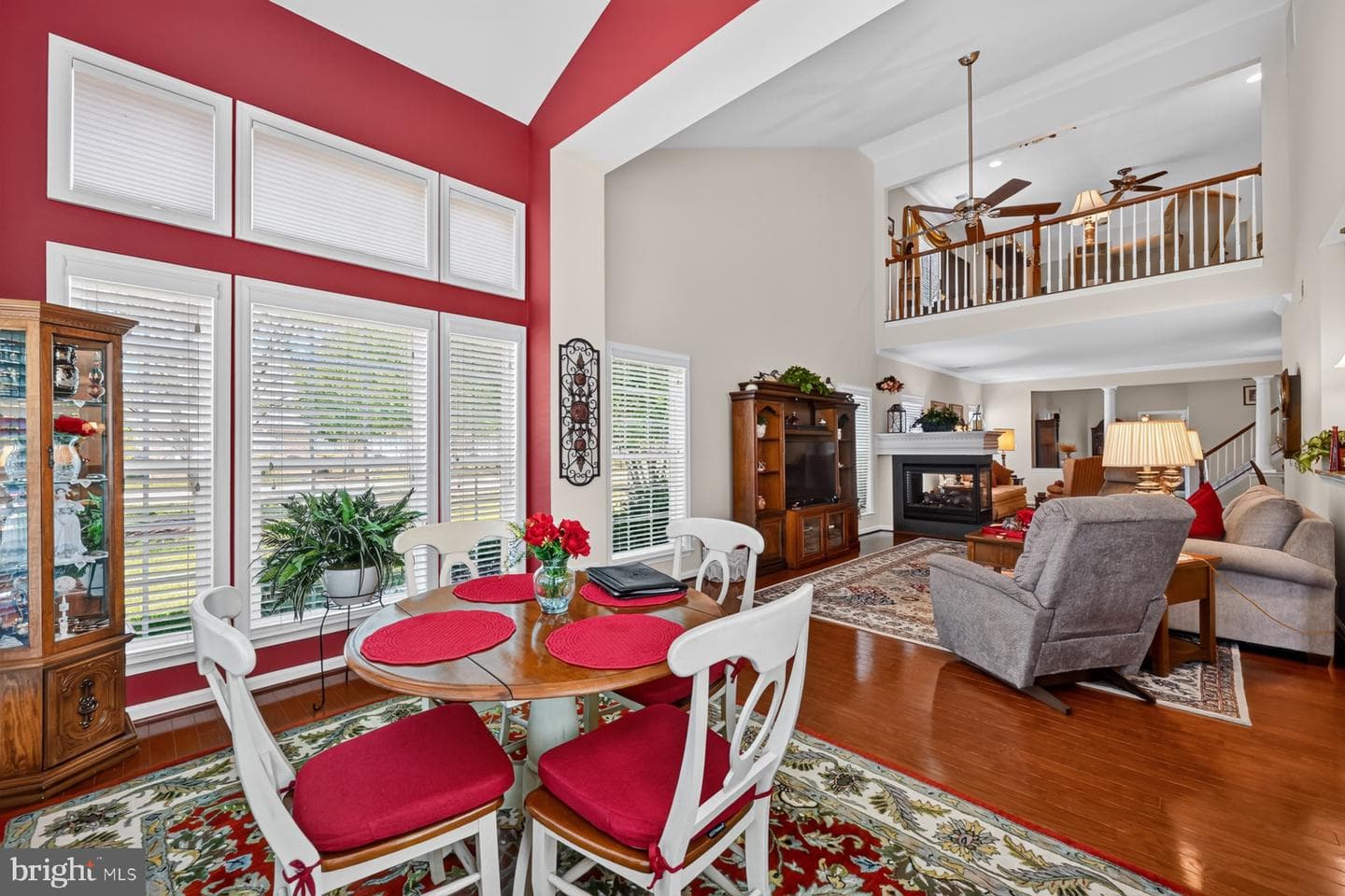510 Symphony Way photo 11