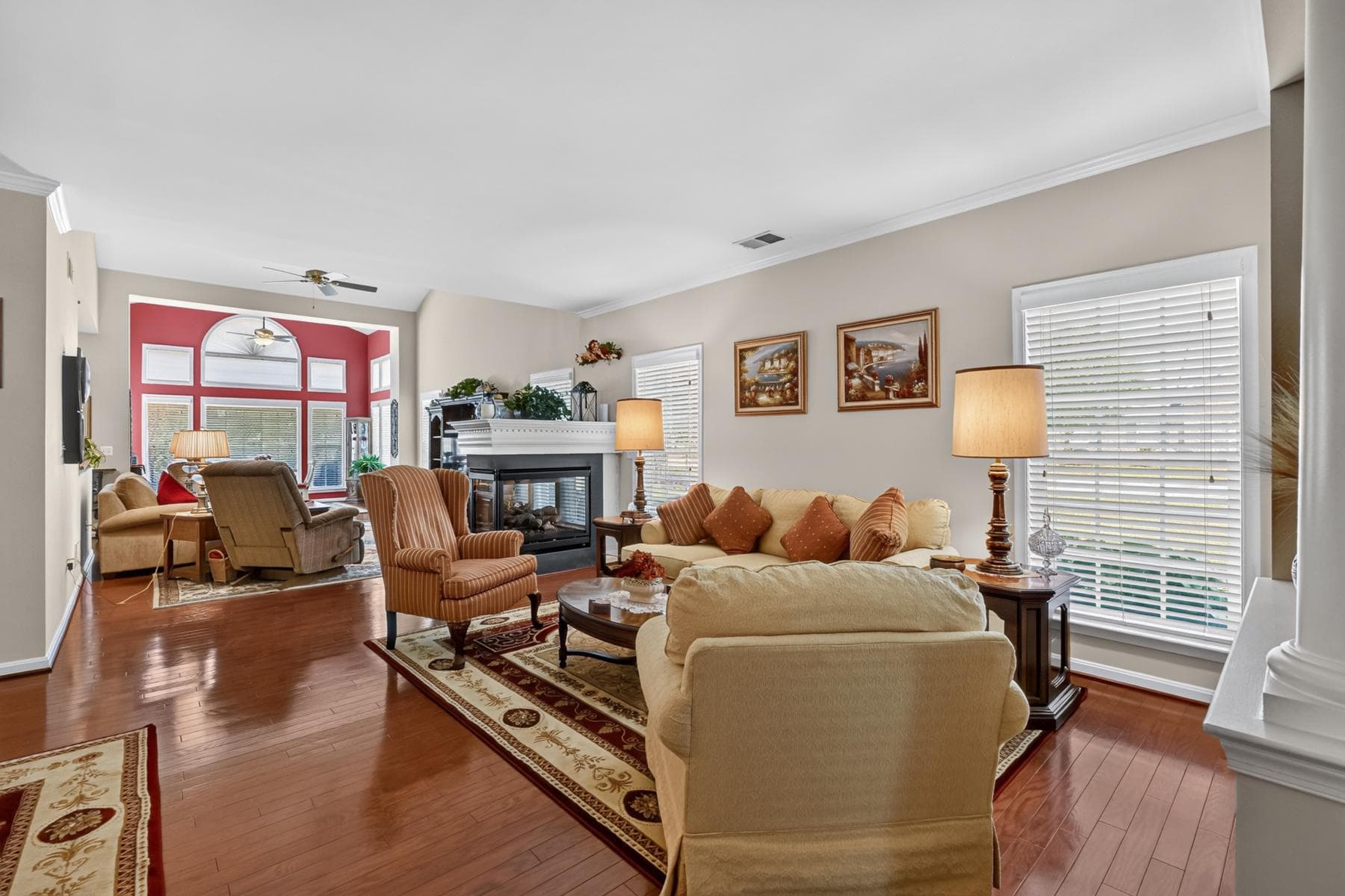 510 Symphony Way photo 13