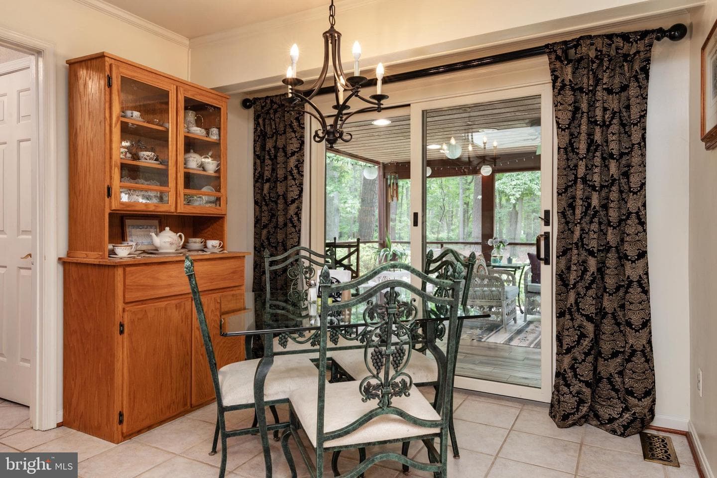 121 Eareckson Lane photo 9