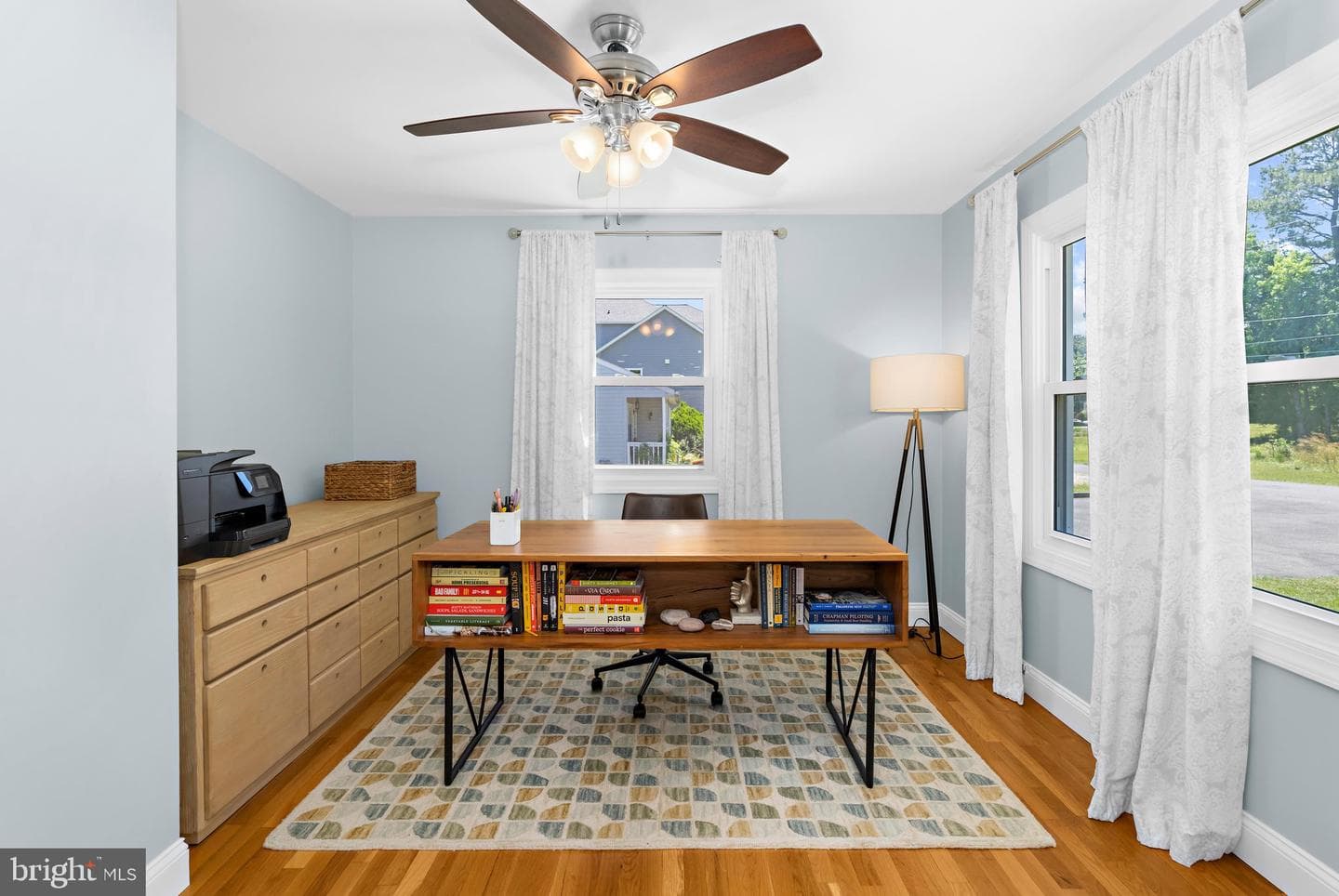 205 Riverside Drive photo 15