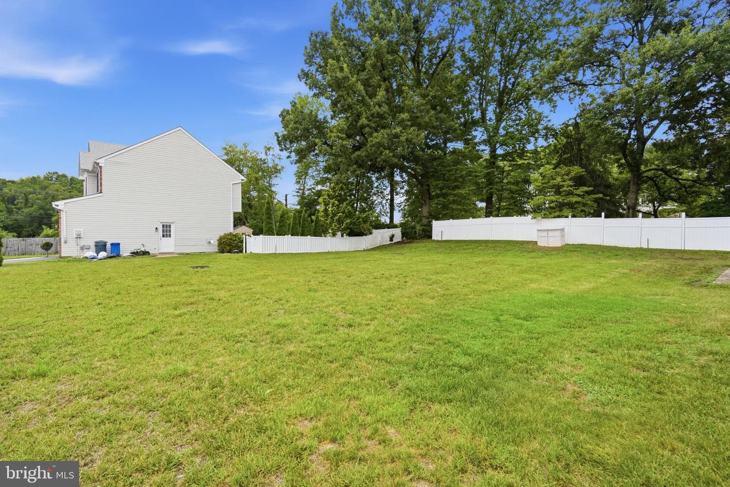 114 Edenderry Avenue photo 39