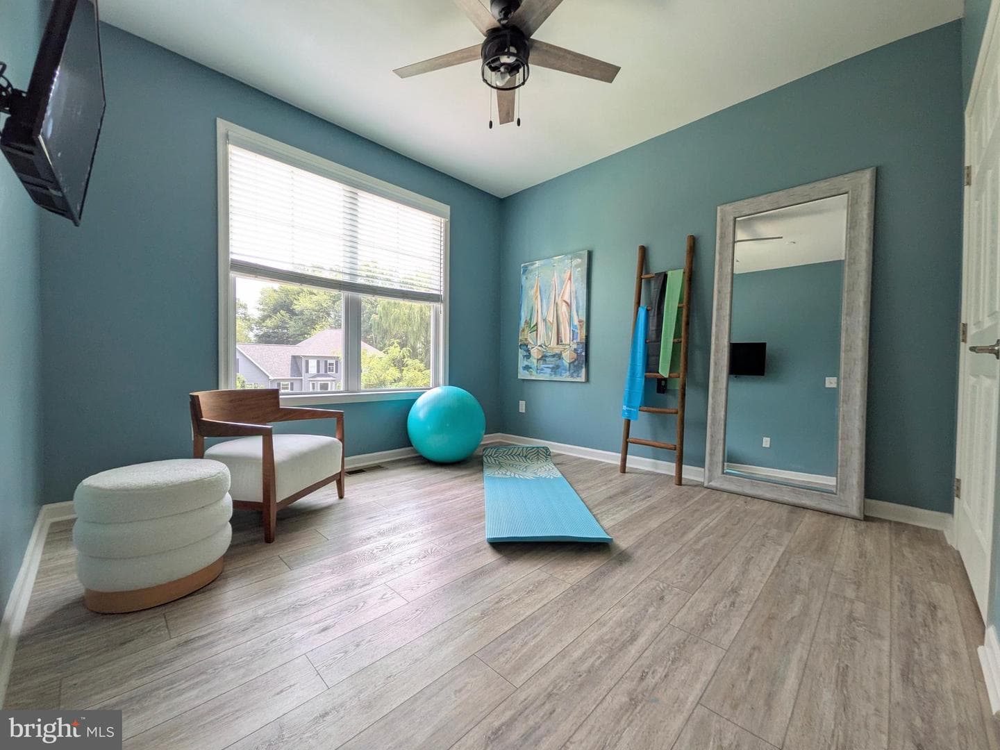 410 Wallman Way photo 28