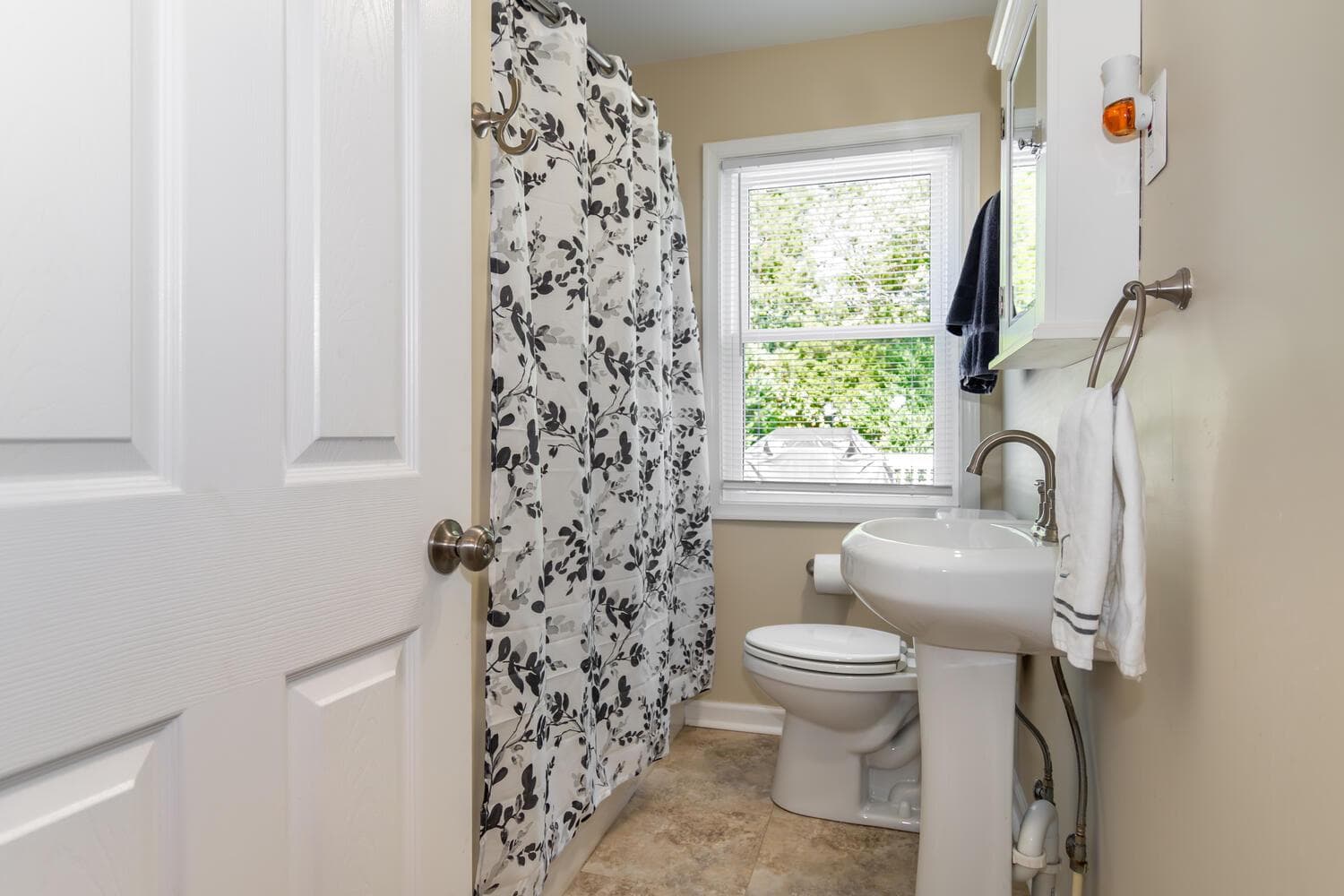 624 Romancoke Road photo 29