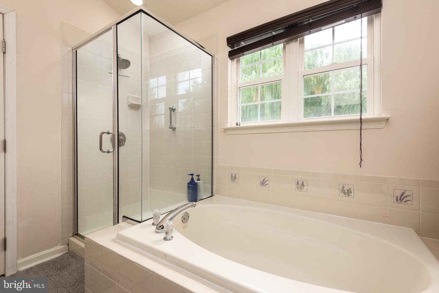 324 Web Foot Lane photo 25