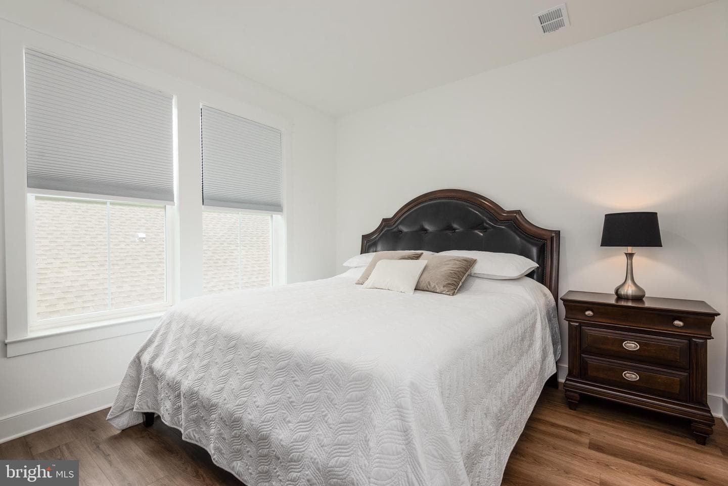 233 Peregrine Drive photo 37