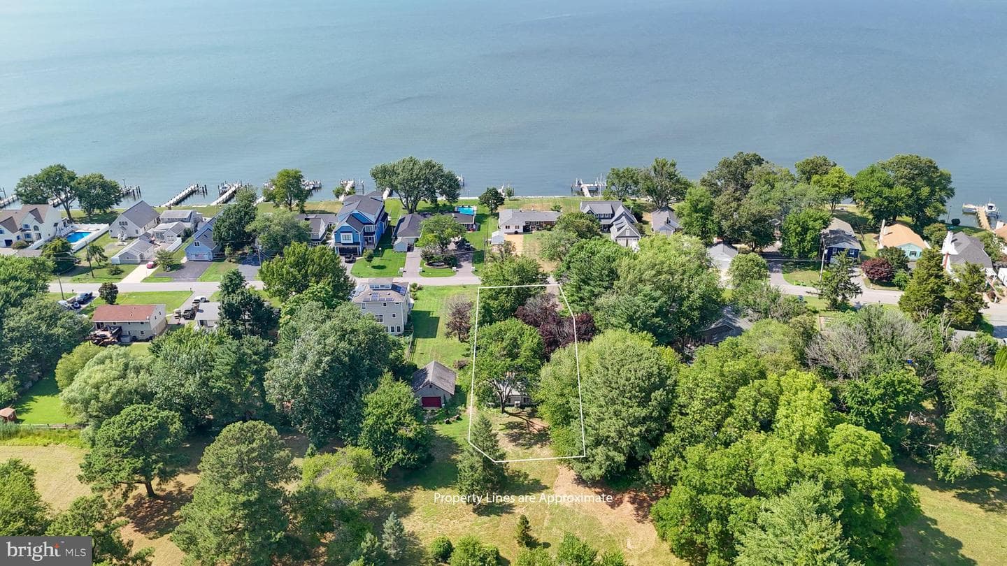901 Chester River Dr, Grasonville