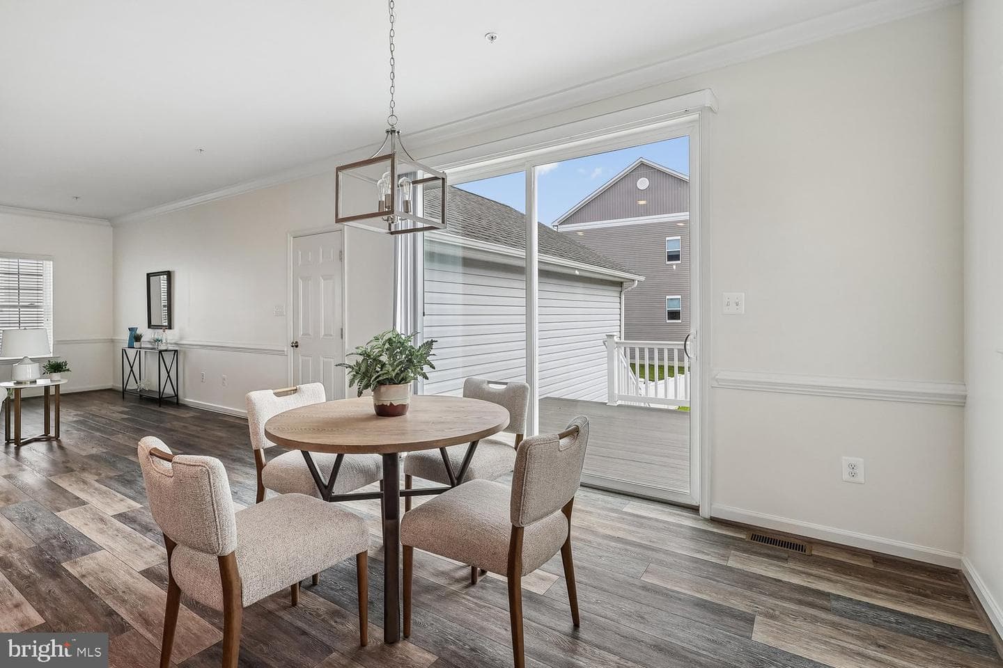 247 Breeding Boulevard photo 19