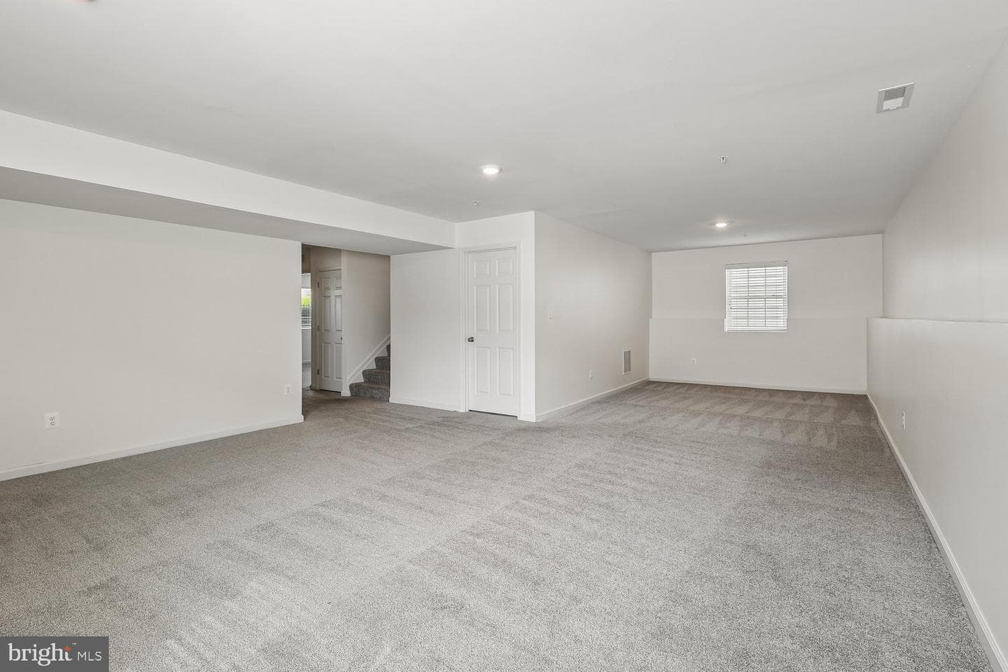 247 Breeding Boulevard photo 46