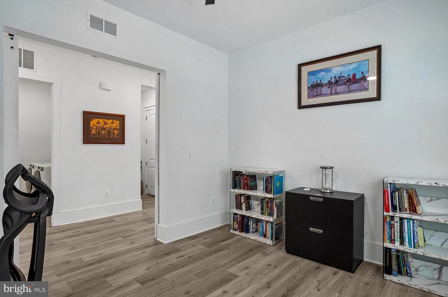 121 Merlin Drive photo 33