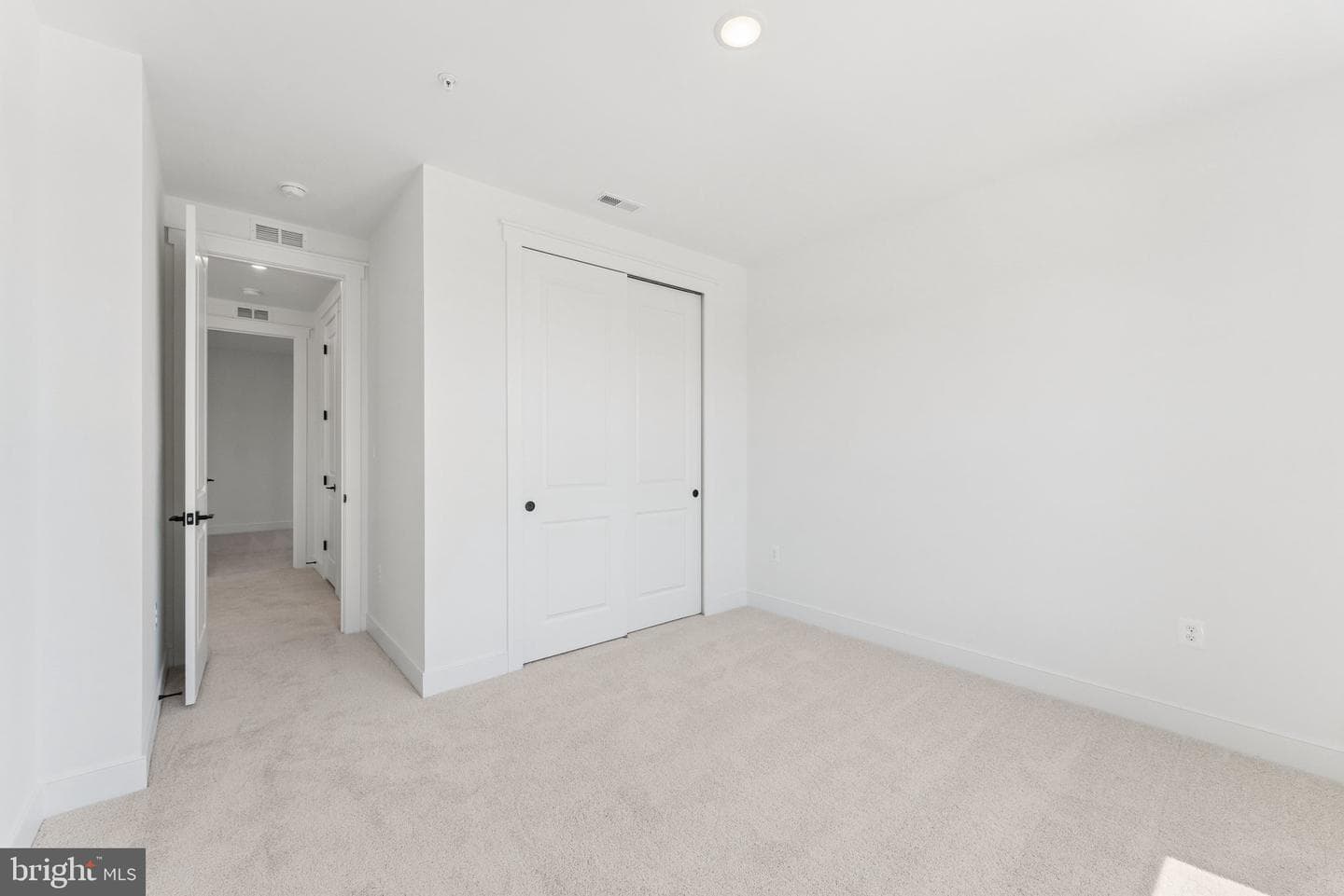 323 Kingfisher Lane photo 31