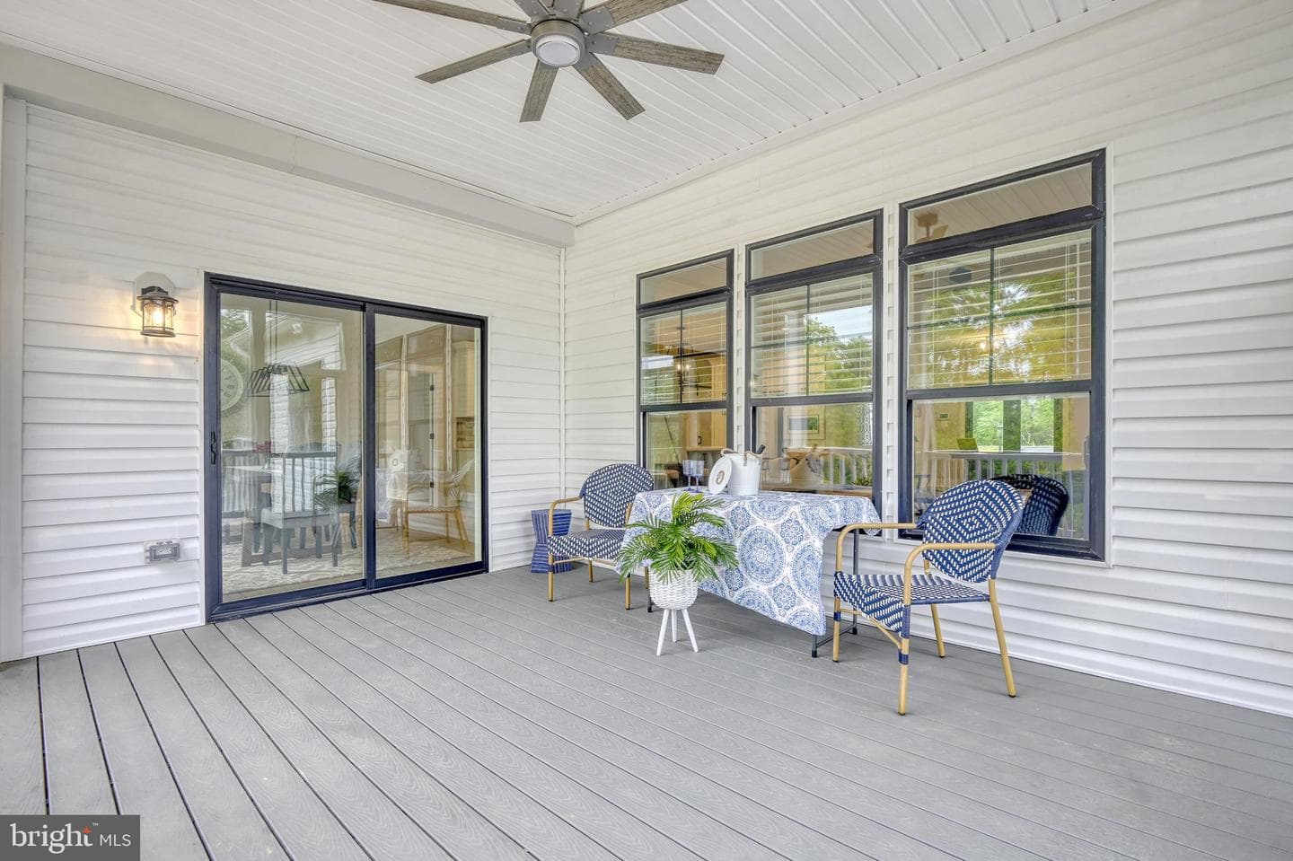 19103 Windsor photo 44