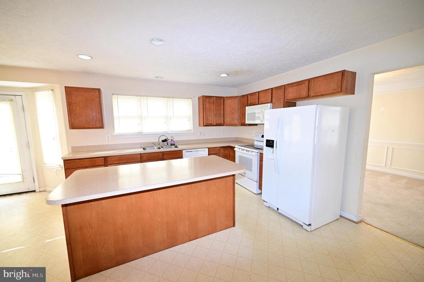 46689 Sandalwood Street photo 26