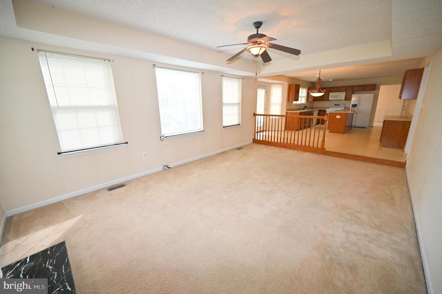 46689 Sandalwood Street photo 36