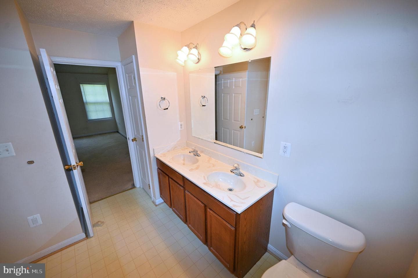 46689 Sandalwood Street photo 70